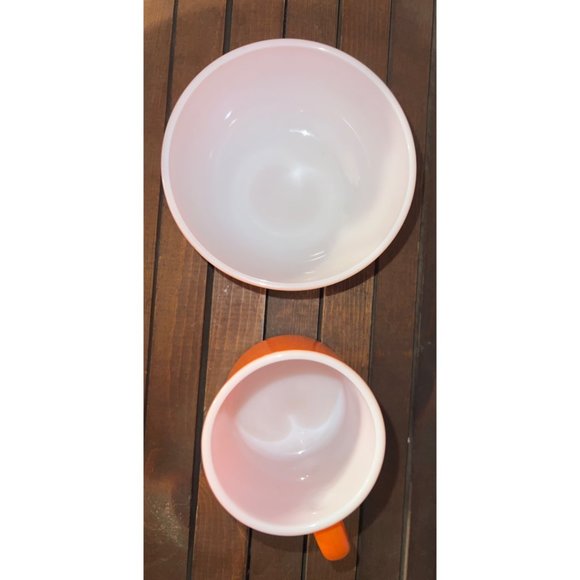 Set Of Mug & Small Bowl MCM Hazel Atlas In Bright Orange - Milk Glass, 60s - Picture 3 of 8